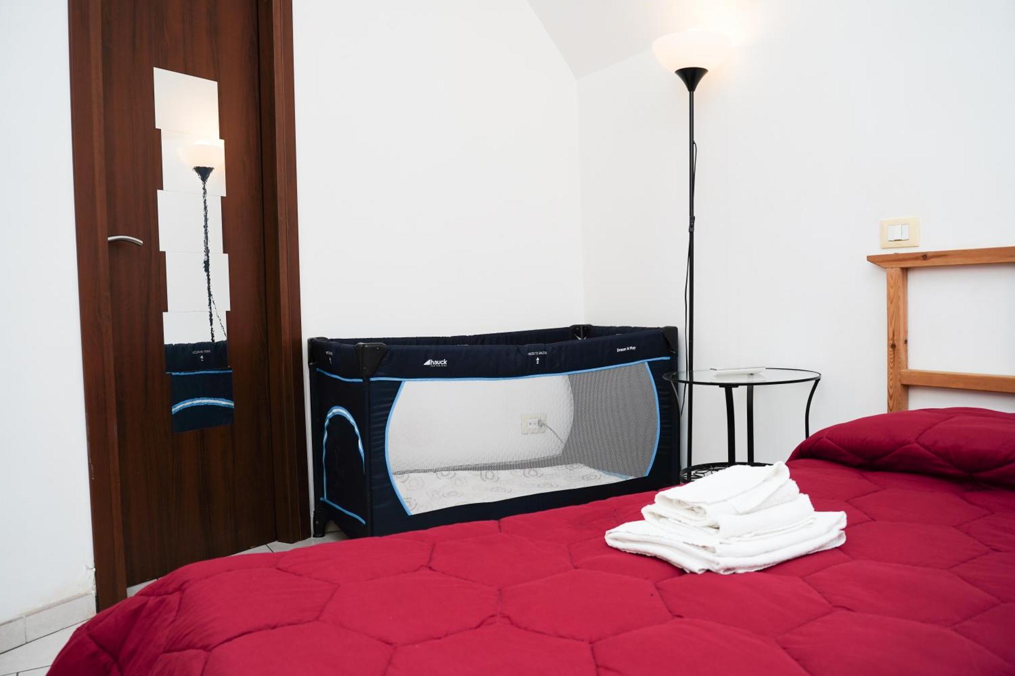 Casa Friends' House Napoli Apartment Luaran gambar